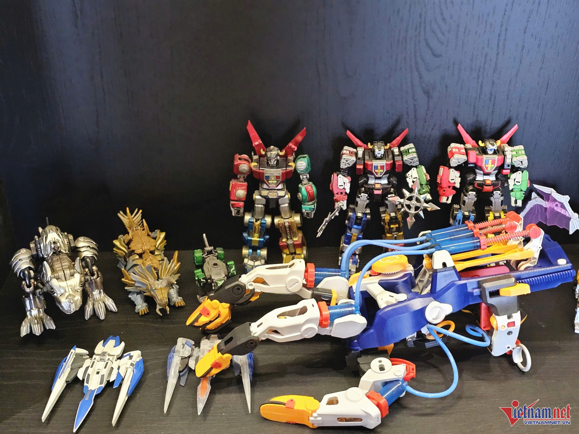 Thỉnh thoảng, nếu quá thích, tôi mới mua vì tiếc tiền. Mẹo nhỏ của tôi là bỏ chúng vào giỏ hàng trực tiếp, nếu sau 1 tháng quay lại vẫn thấy thích mới mua, anh chia sẻ.