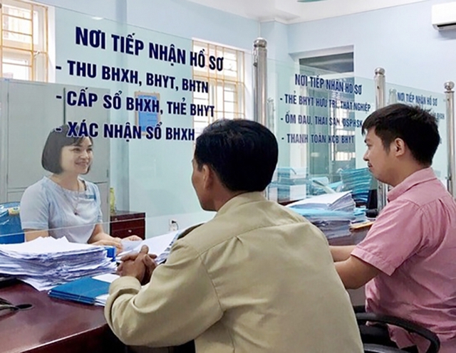 Đóng bảo hiểm xã hội, người lao động được hưởng nhiều chính sách có lợi. Ảnh minh họa: TL