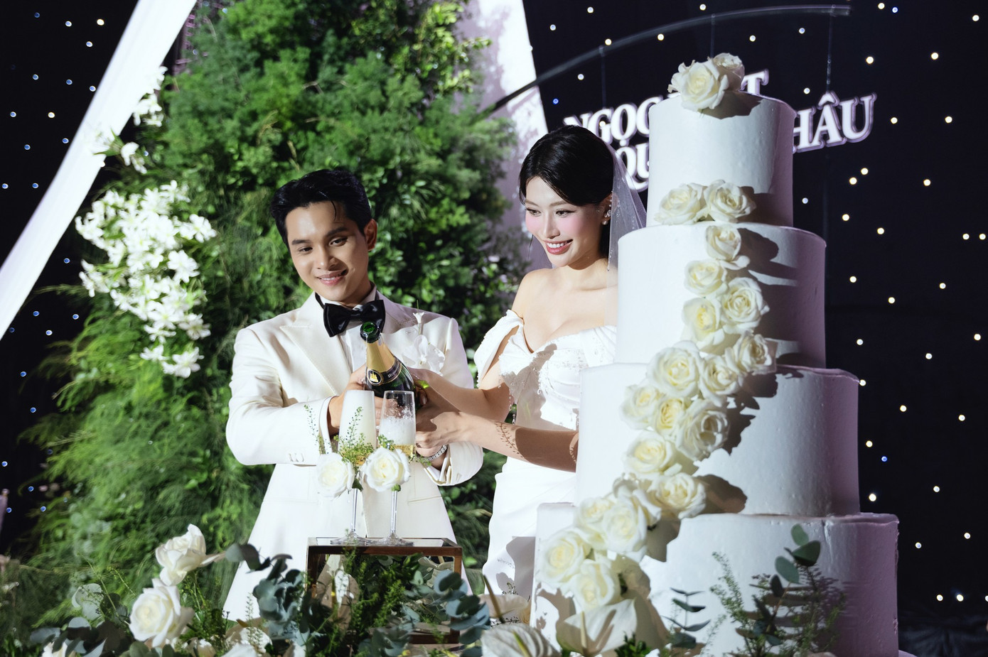 Á hậu Quỳnh Châu và CEO Nguyễn Ngọc Phát.