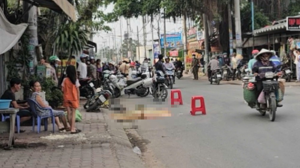 Hiện trường vụ tai nạn chiều 15-11. Ảnh: NT