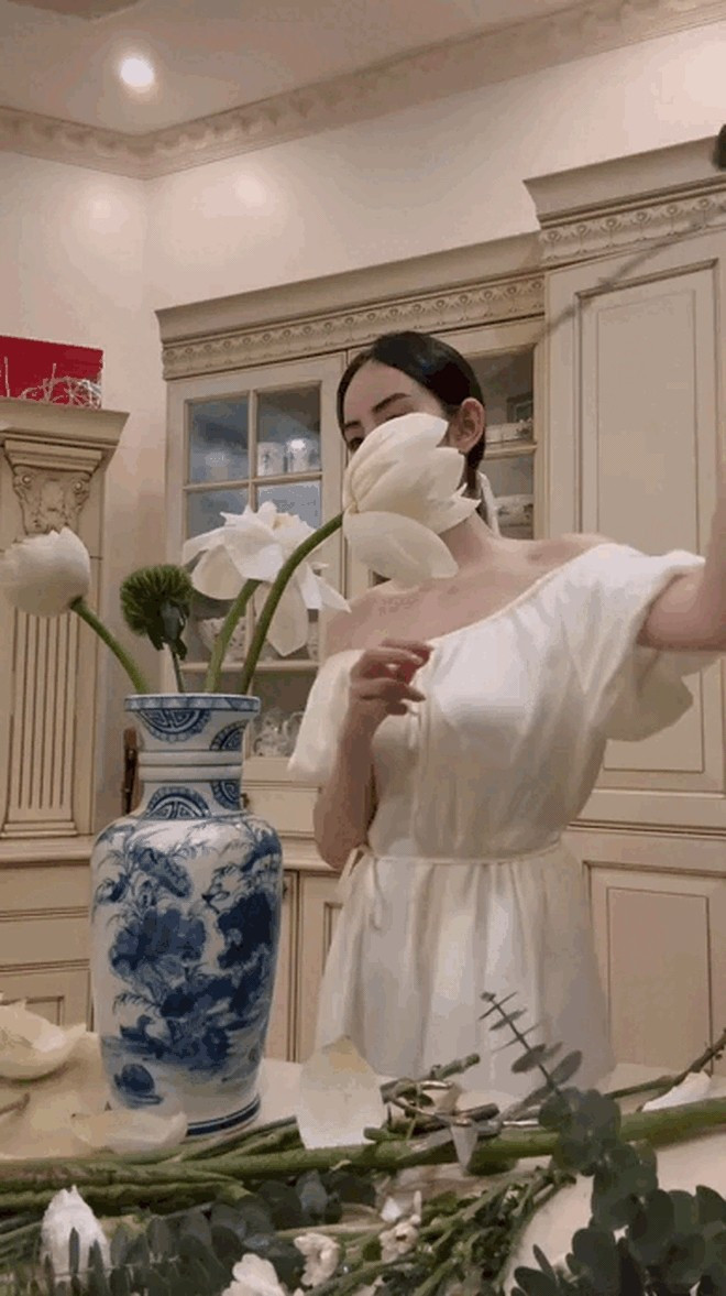 Biệt thự như amp;#34;khách sạn hạng sangamp;#34; của Hương Liên trước khi làm dâu hào môn - 8