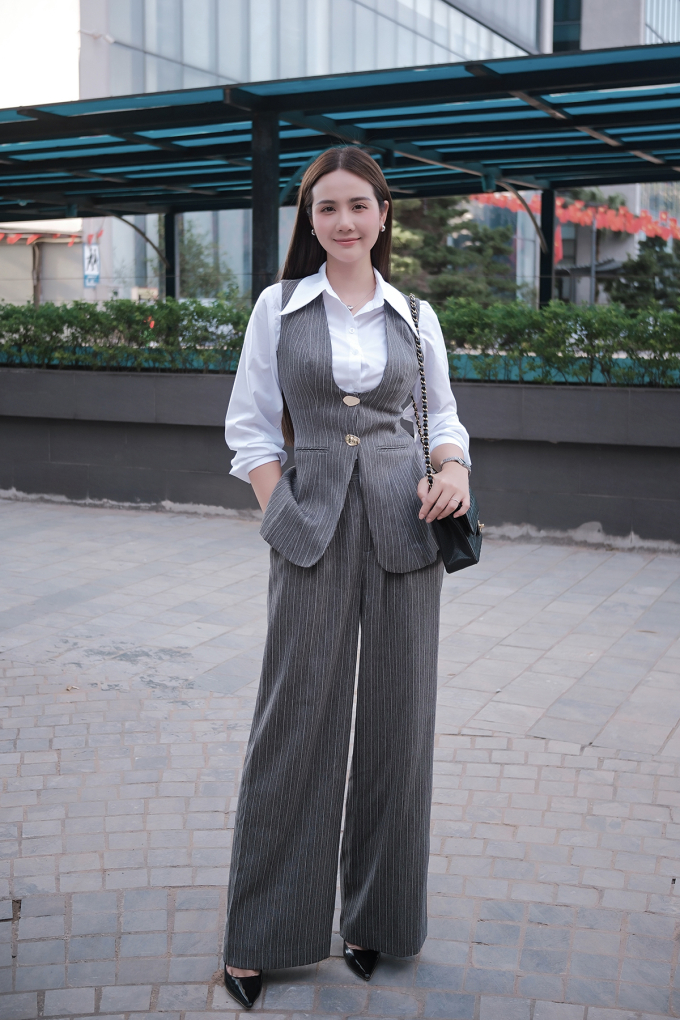 Tạo hình của Phan Minh Huyền trong phim Cách em 1 milimet.