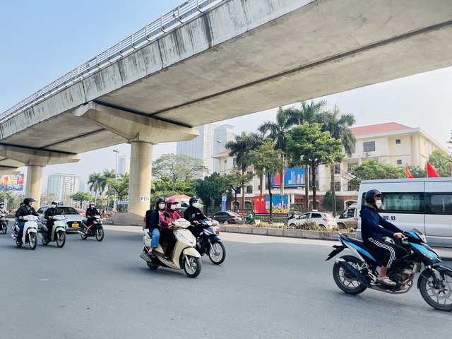 Thời tiết Hà Nội sắp có nắng sau ngày mưa rét.