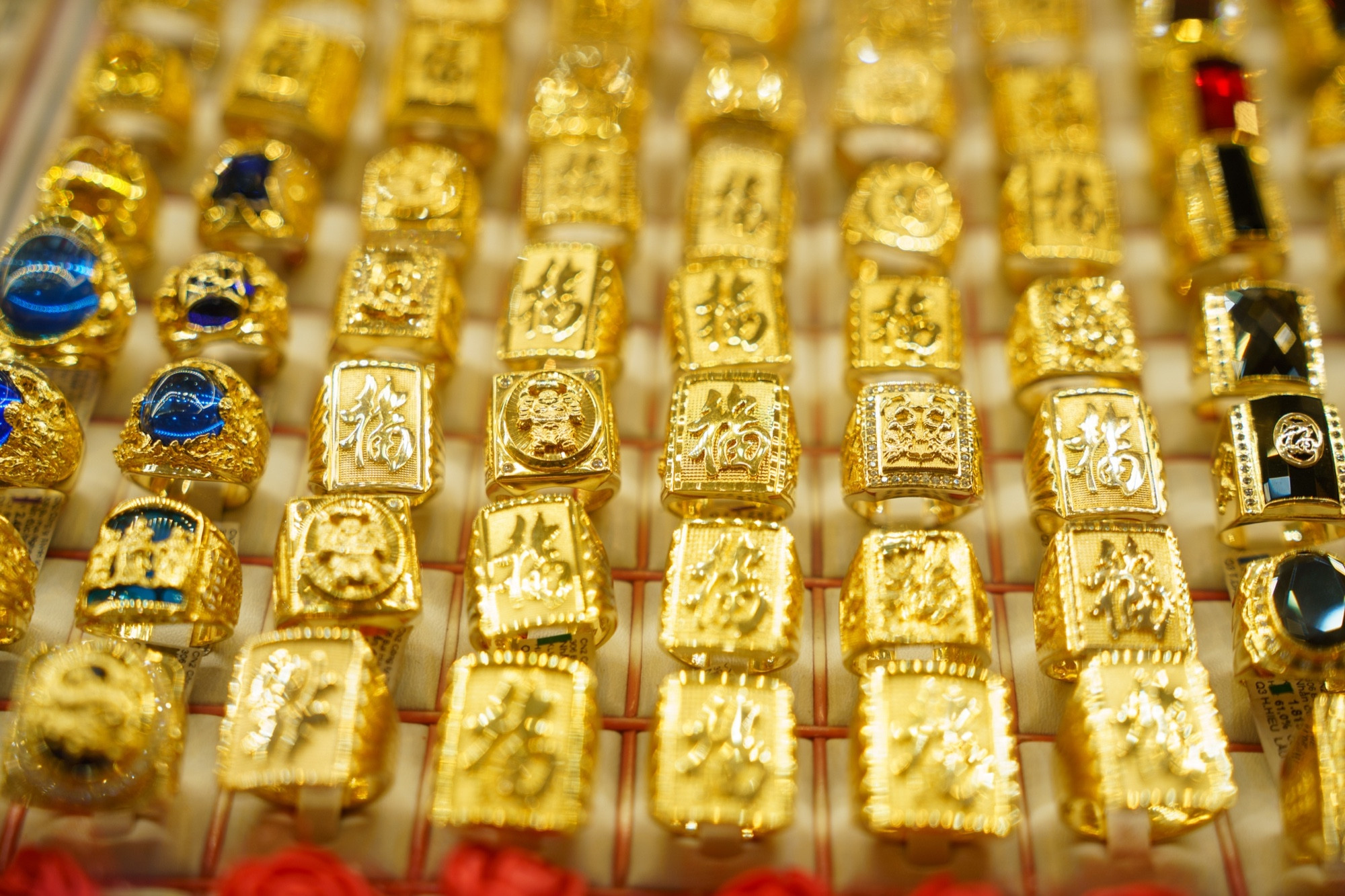 Giá vàng trong nước giảm. Ảnh: Chí Hiếu