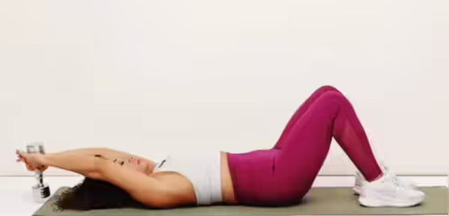 Cách thực hiện gập vai.