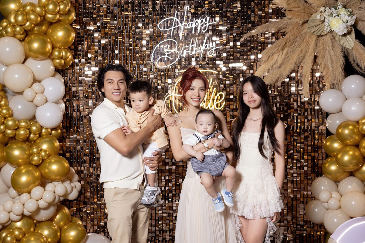 Theo Phương Trinh Jolie, hiện tại cuộc sống hôn nhân của cô bình yên. Cả hai thường hâm nóng tình cảm bằng những buổi nấu ăn, xem phim cùng nhau.