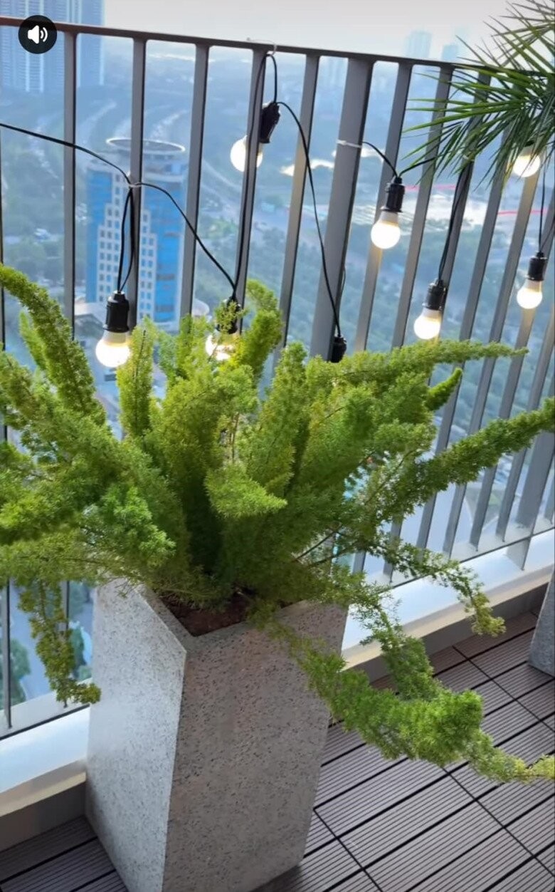 Nữ diễn viên phủ đầy hàng hiệu trong amp;#34;Cách em 1 milimetamp;#34;, ngoài đời sống trong căn nhà thế nào? - 9