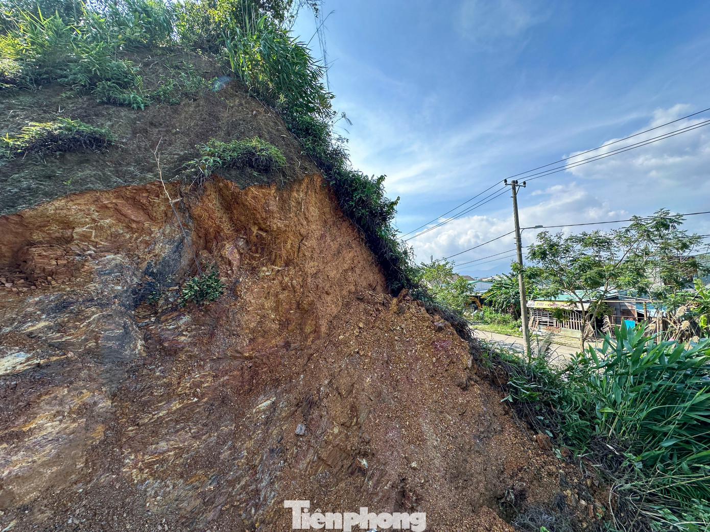 img src/upload/4-2025/images/2025-11-29/1764389890-tp-slnuiso-width1390height1043.jpg width660 /