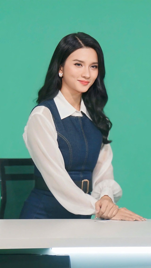 Hiện tại, con gái của cô đã 18 tuổi, hiểu chuyện và phụ mẹ việc kinh doanh. “Mỗi khi nhìn con trưởng thành, tôi thấy mọi cố gắng đều xứng đáng”, Kim Tuyến nói.