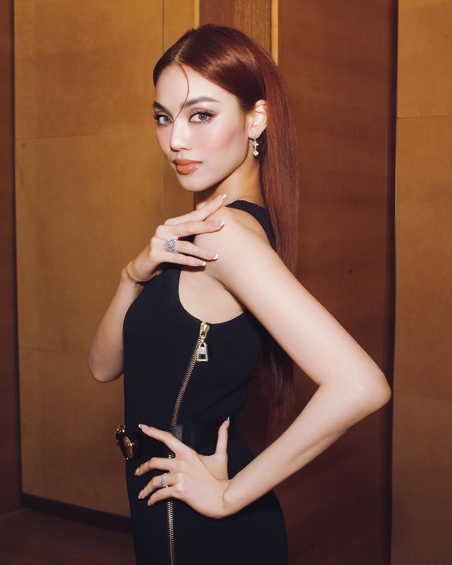 Lan Khuê là minh chứng sống cho việc “mẹ một con vẫn sexy, phong độ và hạnh phúc”: Mỗi lần xuất hiện là mỗi lần khiến người đối diện khó rời mắt.