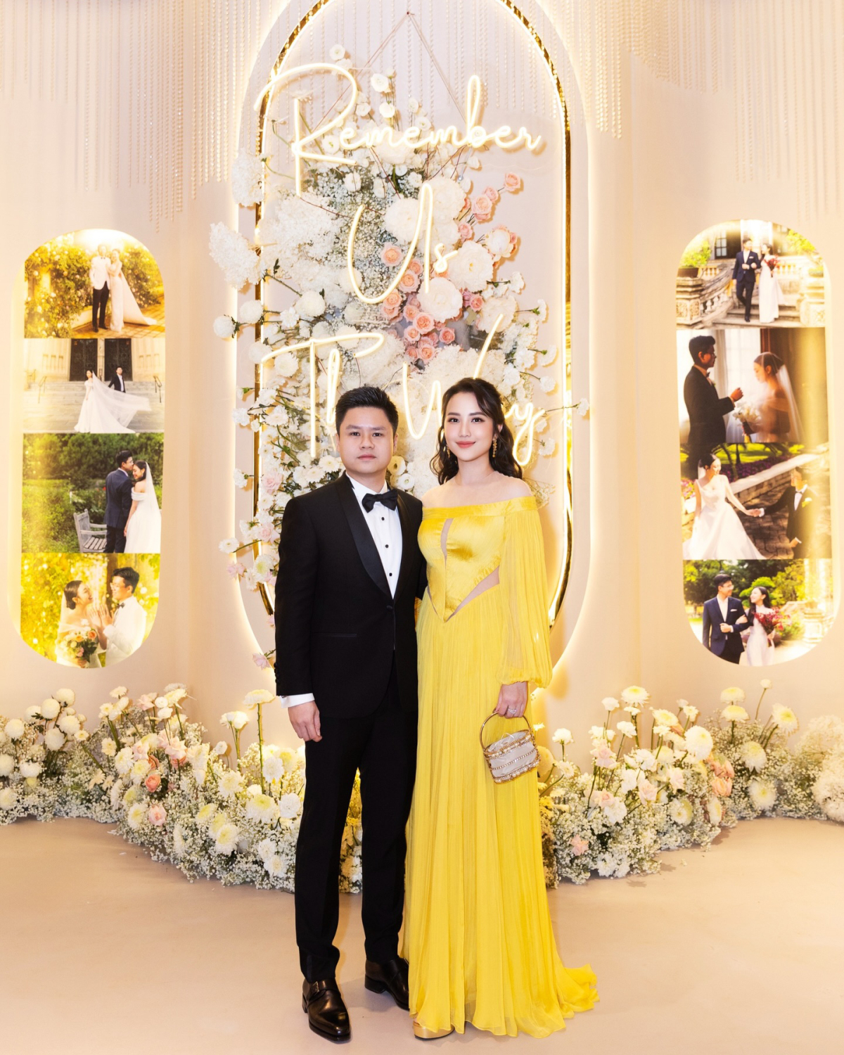 Primmy Trương cùng chồng chọn trang phục chỉn chu theo phong cách quý tộc.