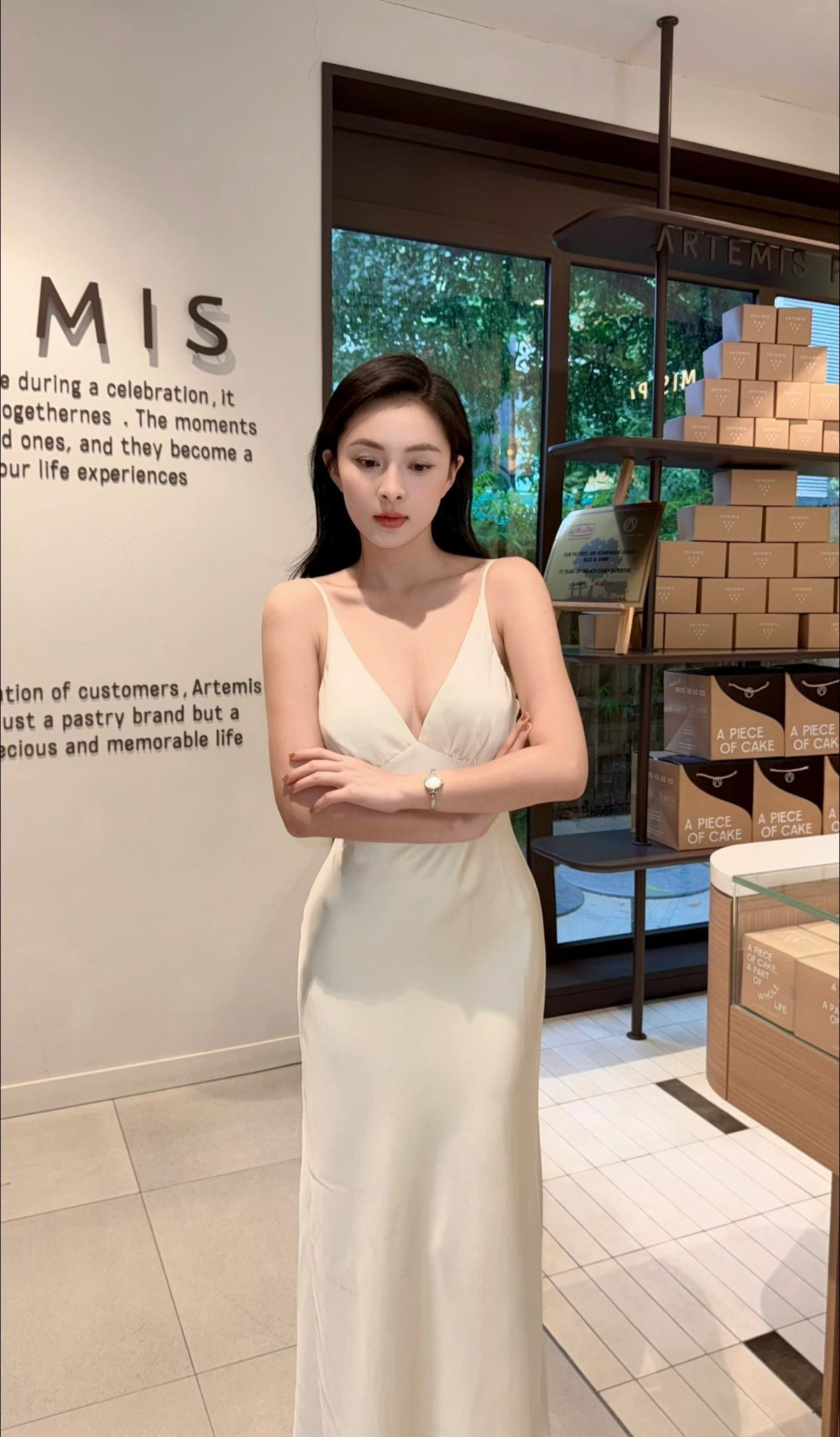 img src/upload/4-2025/images/duongtat/nhan-sac-doi-thuc-cua-co-gai-ban-dung-nguoi-yeu-dang-bi-nem-da-tren-phim-vtv-5-12-02_14-23-22-1764660223-893-width780height464.jpg /