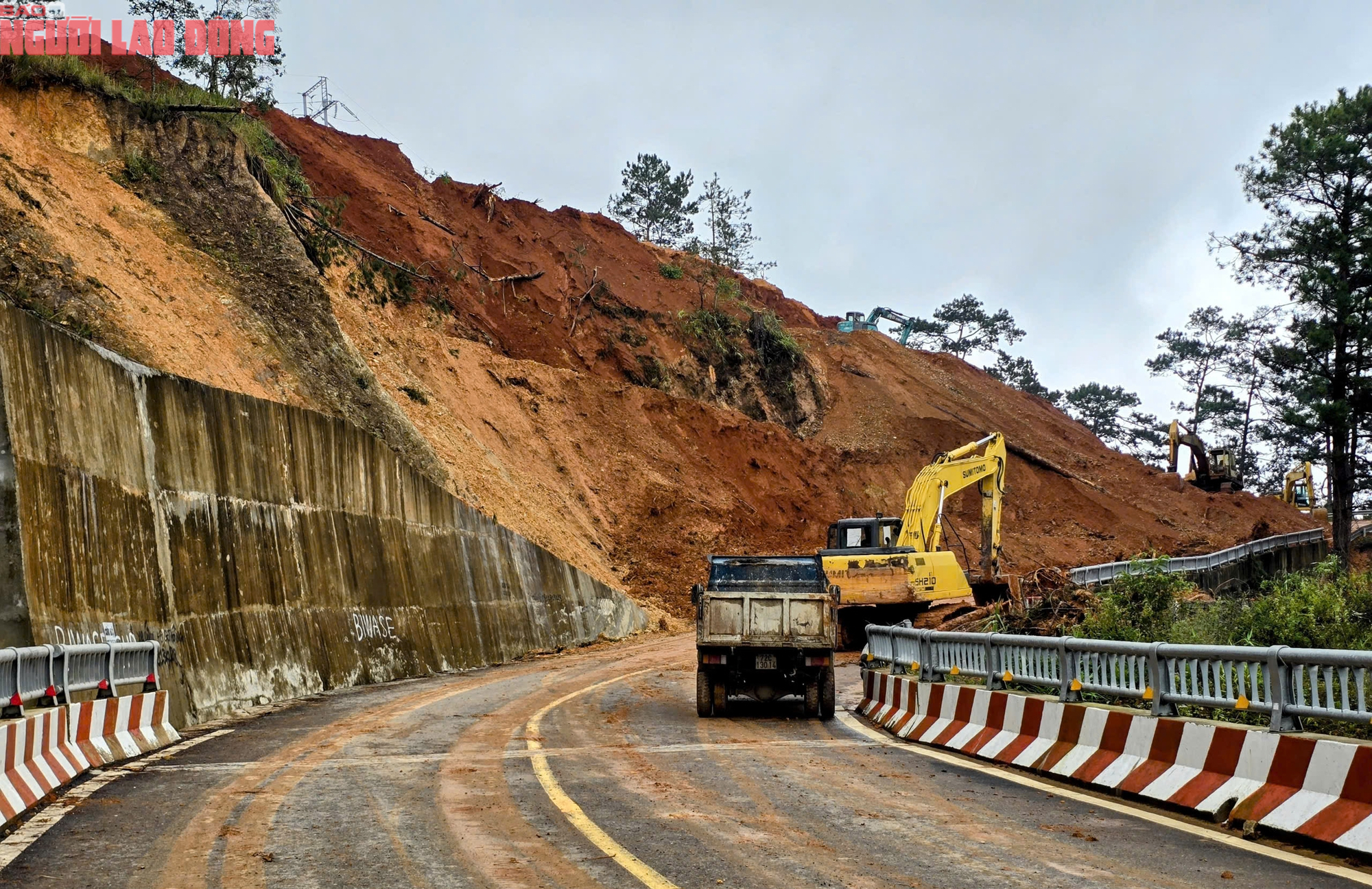 Hiện trạng đèo Damp;#39;ran nối Lâm Đồng - Khánh Hoà sau gần 1 tháng sửa chữa - 3