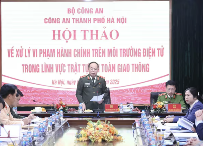 Trung tướng Nguyễn Thanh Tùng, Giám đốc Công an TP Hà Nội, phát biểu tại buổi họp báo