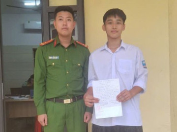Hành động bất ngờ của nam sinh THPT sau khi nhận hơn 30 triệu qua tài khoản từ người lạ