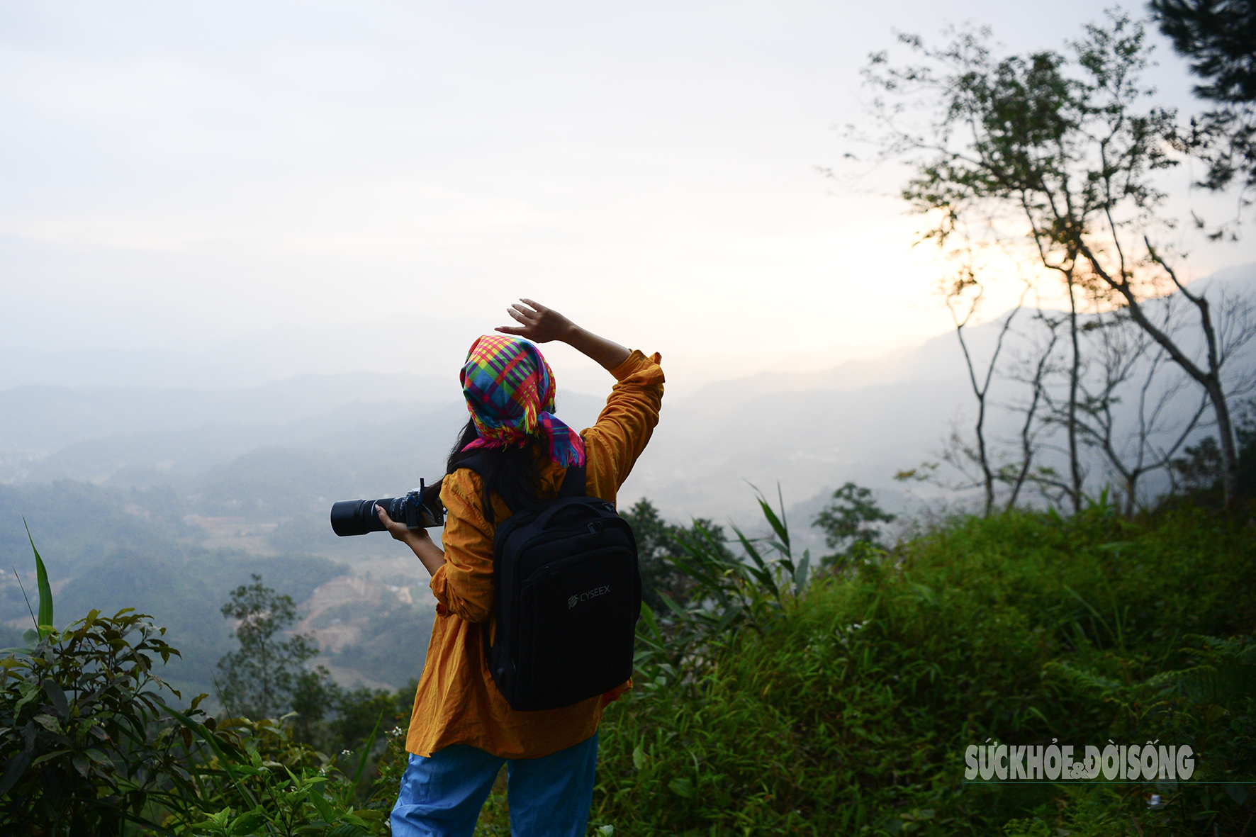 Theo Chân Giới Trẻ Lên Đồn Đèn Đón Bình Minh Và Săn Biển Mây Tuyệt Đẹp Theo Chân Giới Trẻ Lên Đồn Đèn Đón Bình Minh Và Săn Biển Mây Tuyệt Đẹp - 11