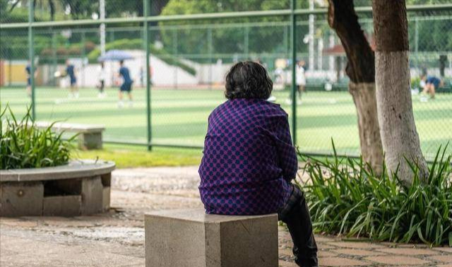 Thì ra, nếu tôi không nhắc đến, các con cũng không chủ động nghĩ tới chuyện chu cấp cho mẹ trong những năm tháng nghỉ hưu. Ảnh minh họa