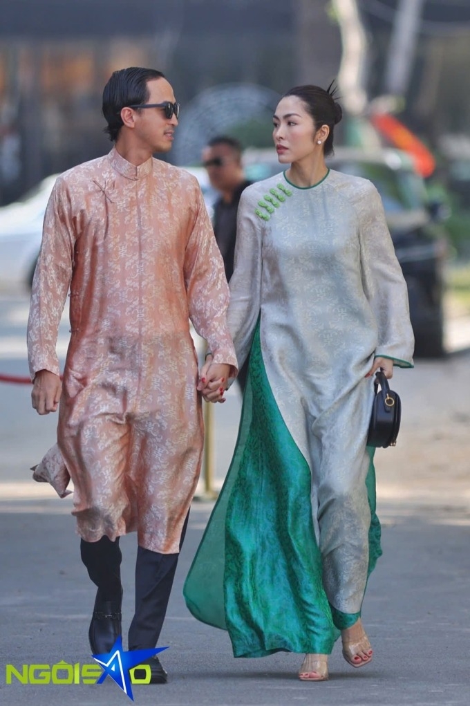 Vợ chồng Tăng Thanh Hà sánh đôi dự lễ rước dâu của Tiên Nguyễn sáng 7/12. Ảnh: Quỳnh Trần