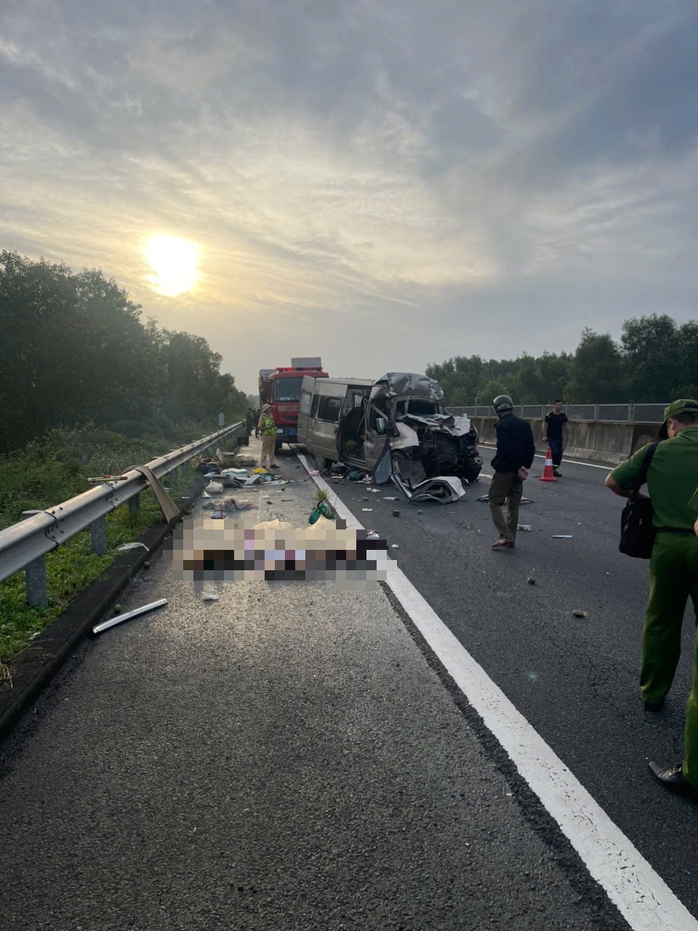 Tai nạn trên cao tốc Đà Nẵng – Quảng Ngãi, 3 người chết, 10 người bị thương - 1