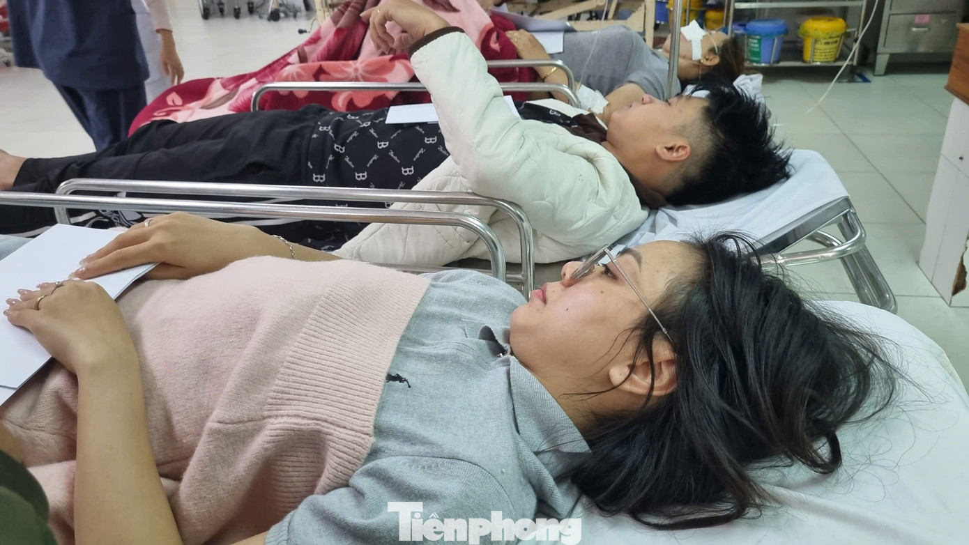 Vợ chồng chị Vũ Thị Đông cùng gia đình gặp tai nạn kinh hoàng sau đám cưới.