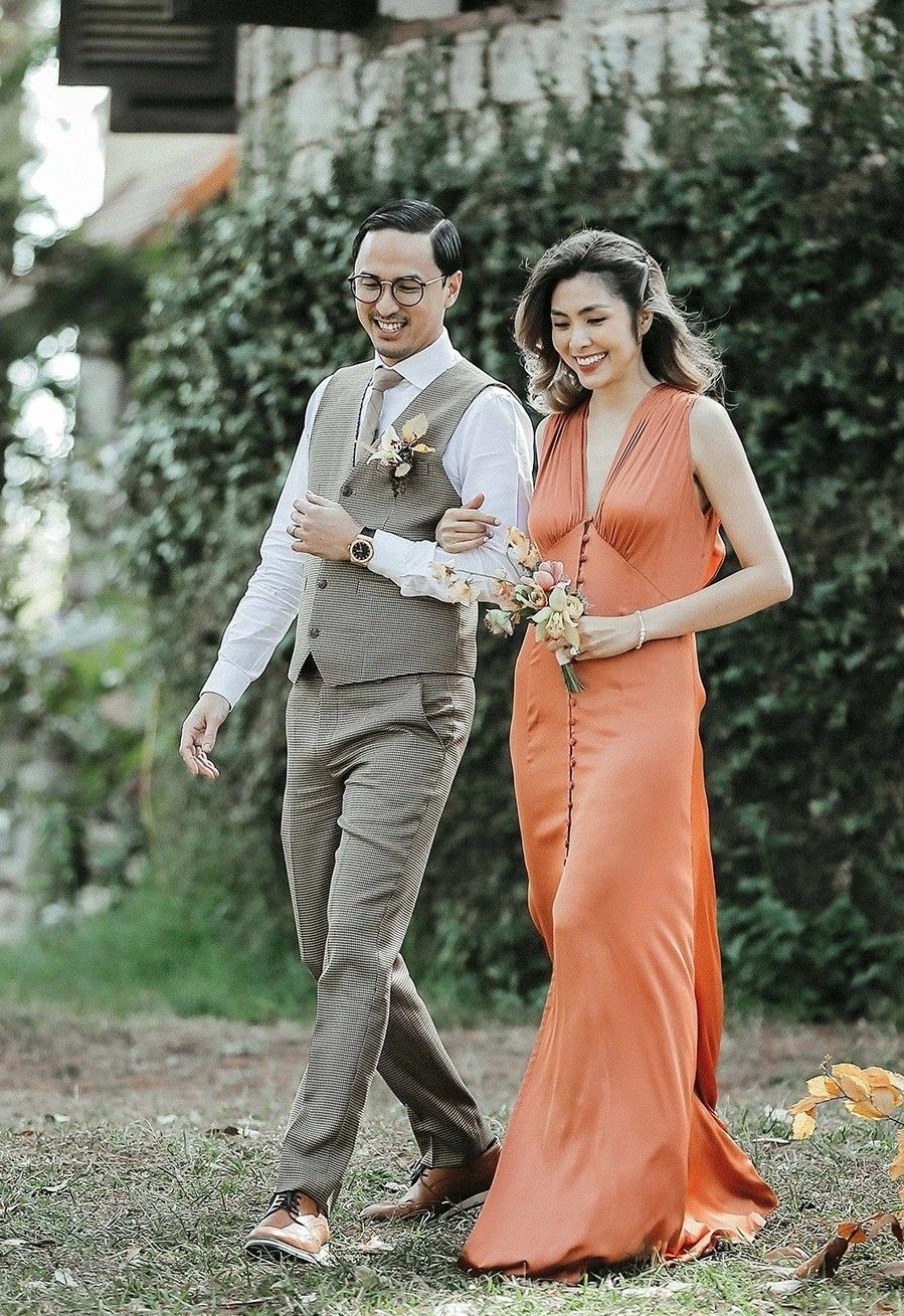 Váy dự tiệc cưới của Tăng Thanh Hà chưa bao giờ gây thất vọng: Đơn giản mà sang - 7