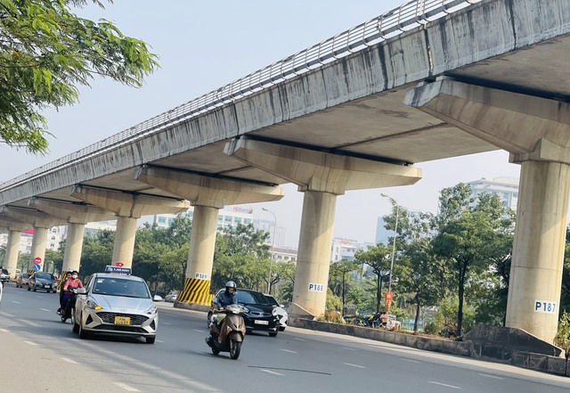 Theo dự báo thời tiết, Hà Nội còn nắng mạnh trước khi có sự thay đổi thời tiết vào cuối tuần.