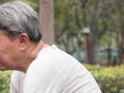 Yêu con - Nhặt rác, ăn đồ thừa để cho con gái du học, người cha tật nguyền nghẹn đắng khi con nói một câu