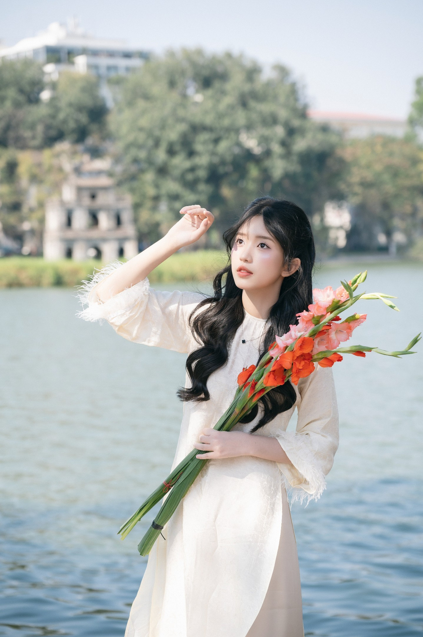 Ảnh: Threads @thuys.hg, @p.thao_95