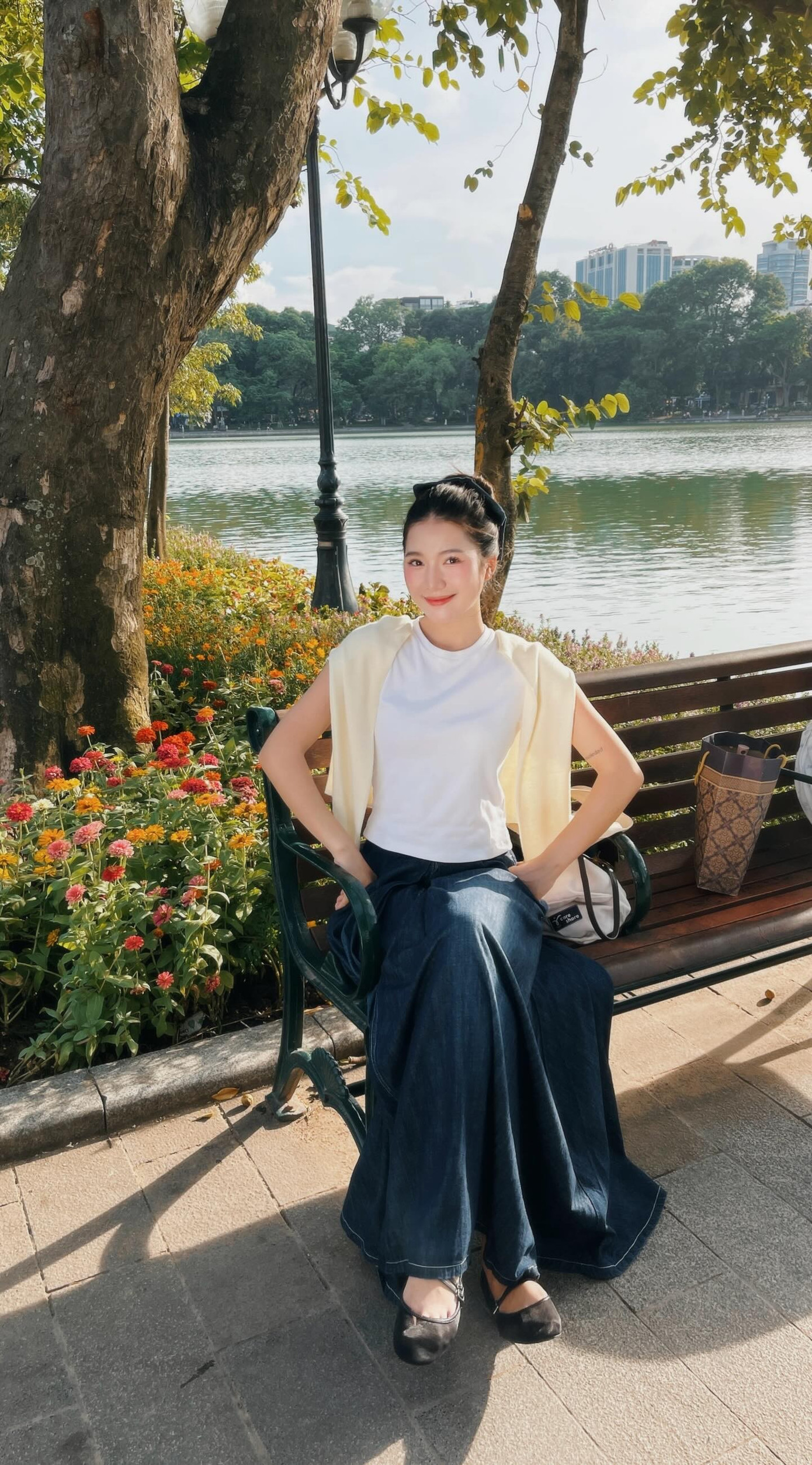 Ảnh: Threads kartychang_, Threads @huongmaiphm