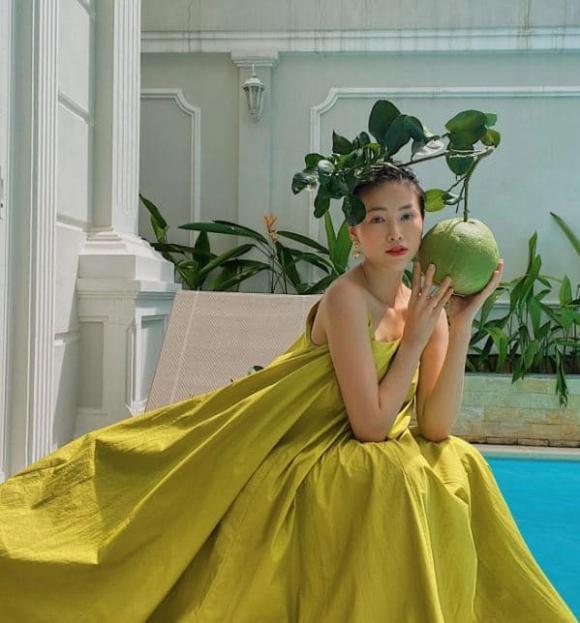 Khuôn viên đẹp trong ngôi nhà là nơi người đẹp có thể sống ảo bất cứ lúc nào.