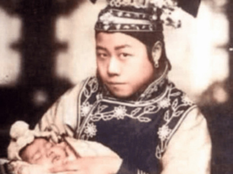 Yêu con - Hậu cung nhà Thanh: Tại sao phi tần buộc phải xa con ngay từ khi chào đời?
