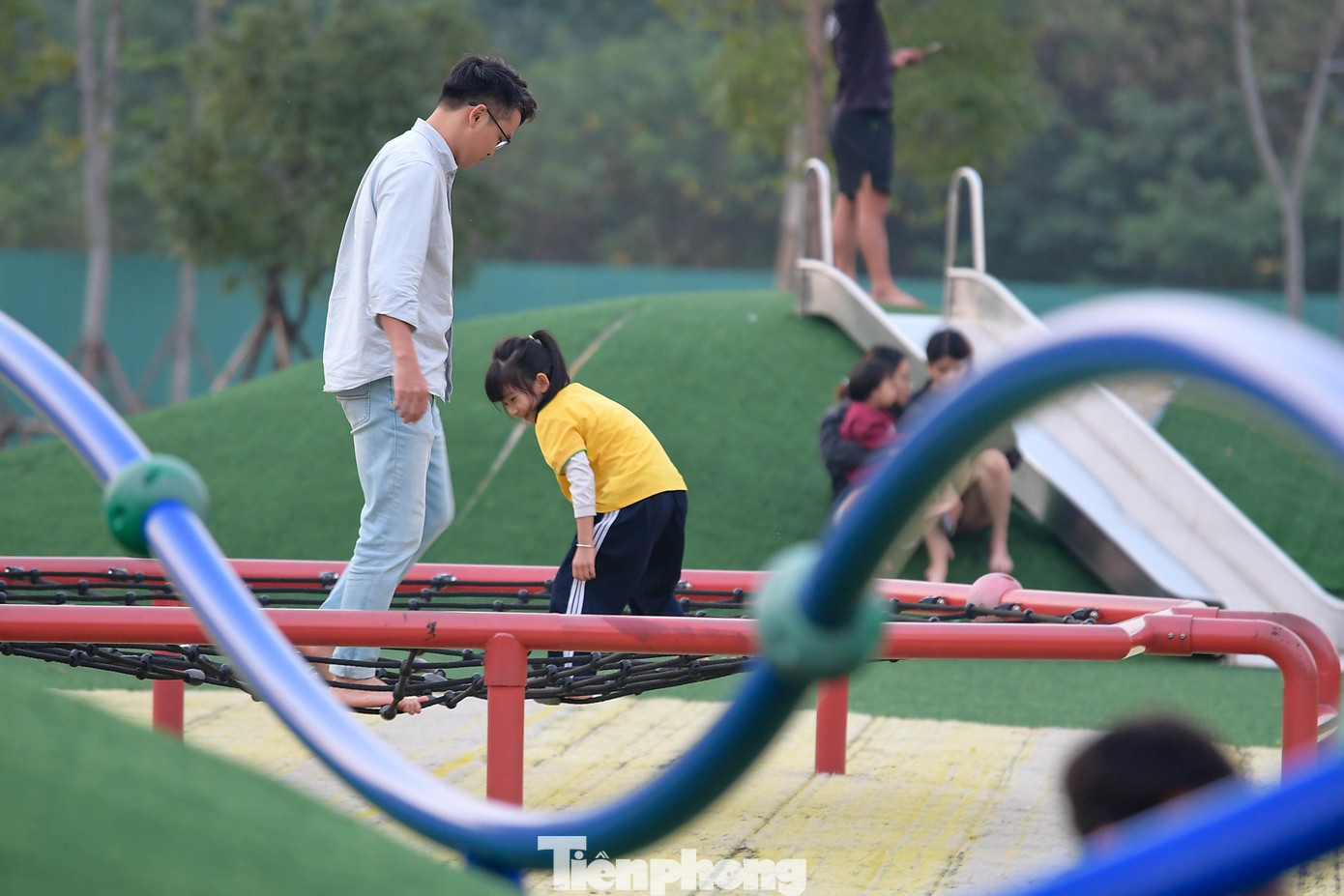 img src/upload/4-2025/images/2025-12-12/1765497279-tp-cong-vien-the-ducdsc-5978-width1390height927.jpg width660 /