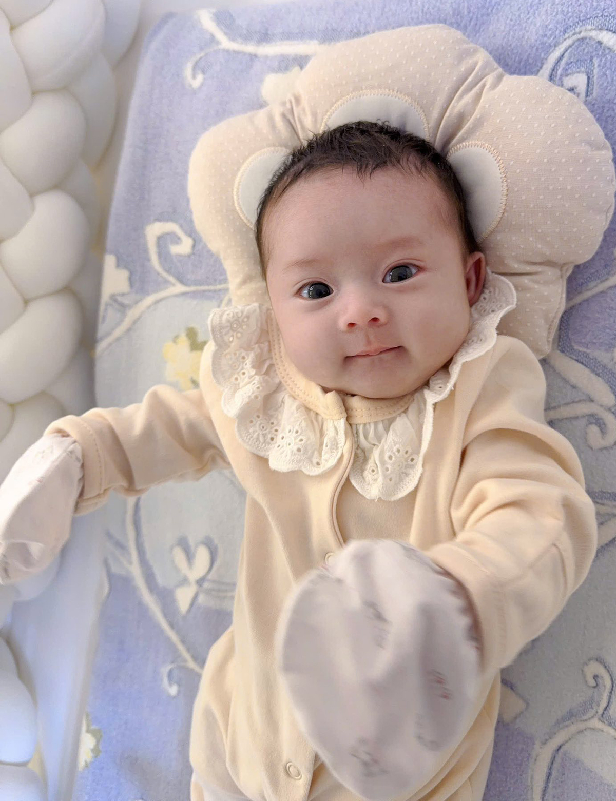 Con gái Phương Lê - Vũ Luân được khen amp;#39;như thiên thầnamp;#39; - 2