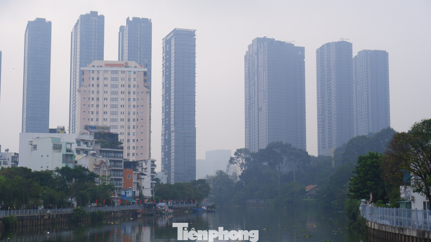 Khu vực kênh Thị Nghè vào sáng 13/12.