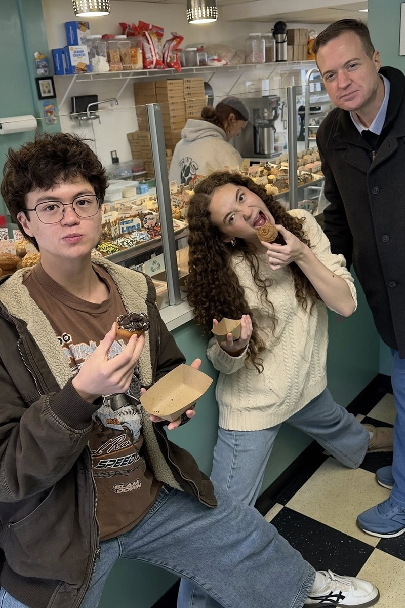 Siêu mẫu Ngọc Nga sống như bà hoàng bên chồng Tây kém tuổi, con trai lớn cao 2m - 6