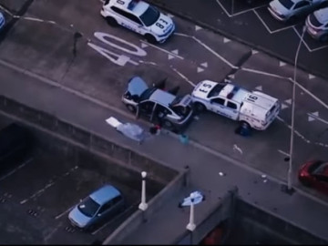 Video 'người hùng' tay không tước vũ khí đối tượng xả súng ở Australia khiến 41 người chết, bị thương