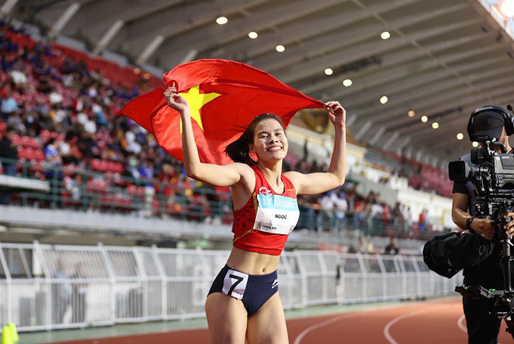 Nguyễn Ngọc, điểm sáng mới của điền kinh nữ (3 HCV)