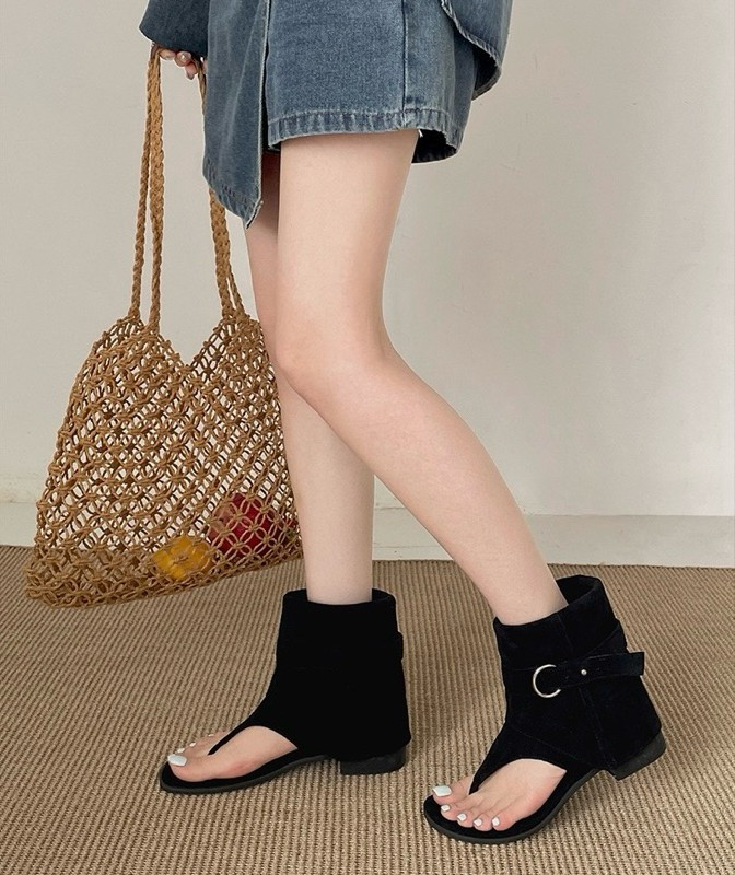 Sắm đồ Tết đừng bỏ qua 4 món phụ kiện chất liệu da lộn đang đứng đầu xu hướng - 9