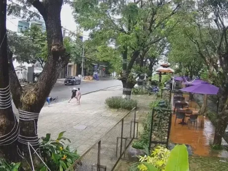 Xác minh vụ người đàn ông chặn xe, hành hung 3 đứa trẻ giữa đường ở Quảng Ngãi