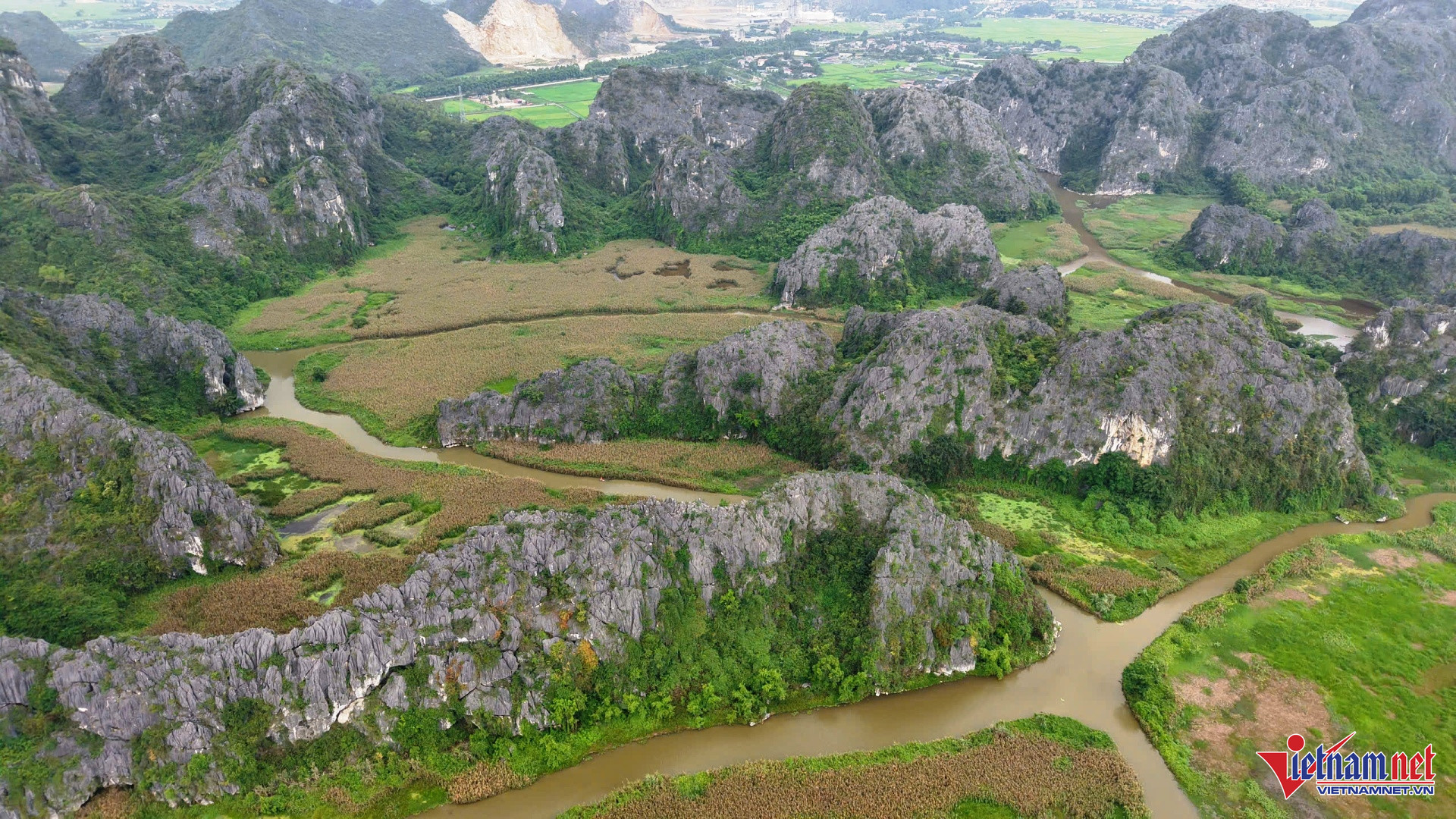 Nơi Đây Được Kỷ Lục Việt Nam Ghi Nhận Là Nơi Có Bức Tranh Tự Nhiên Lớn Nhất Việt Nam