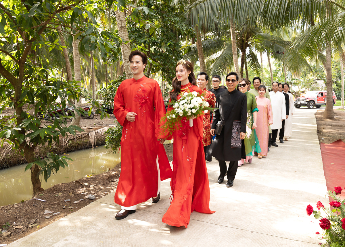 Lễ cưới đậm chất miền Tây của Đoàn Minh Tài và vợ bác sĩ - 3