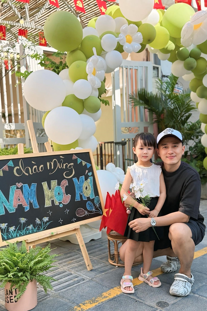 MC amp;#34;Đường lên đỉnh Olympiaamp;#34; tiết lộ người vợ tài giỏi làm cùng VTV - 1