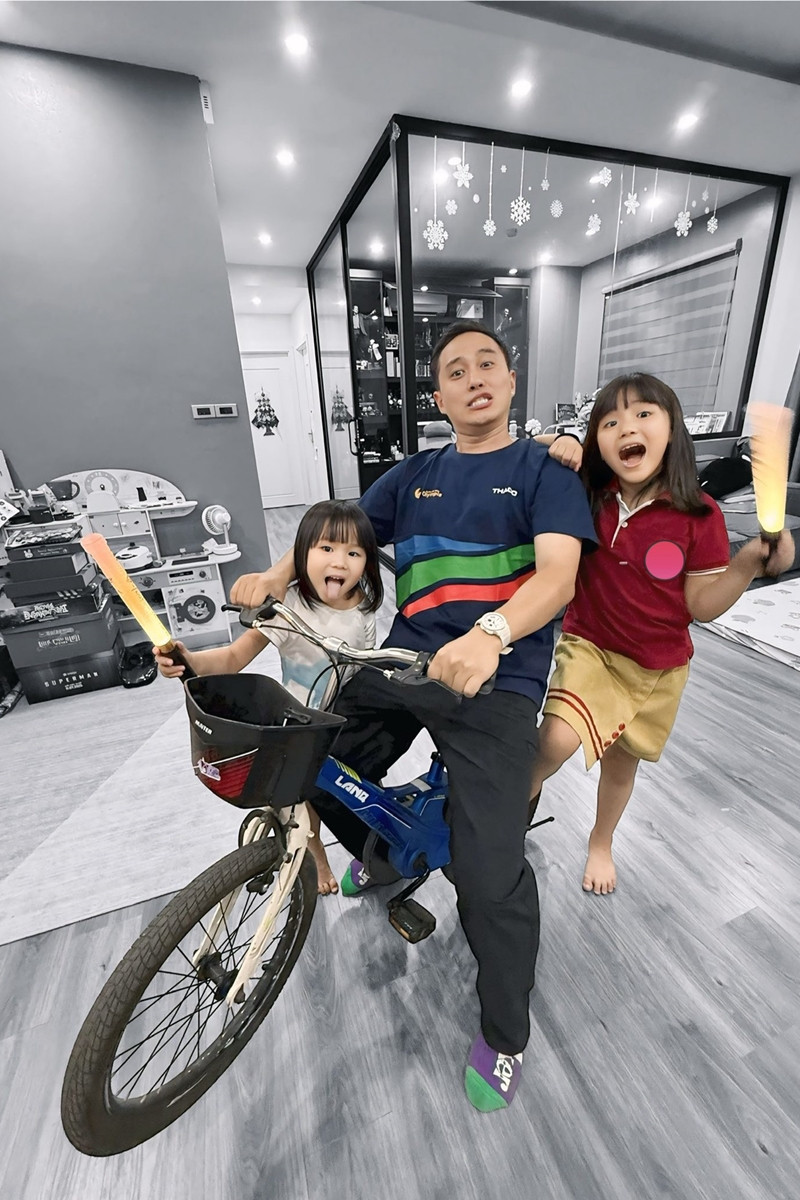 MC amp;#34;Đường lên đỉnh Olympiaamp;#34; tiết lộ người vợ tài giỏi làm cùng VTV - 2