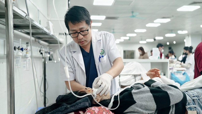 Diễn biến mới nhất sức khỏe 9 nạn nhân vụ lật xe khách ở Lào Cai - 3