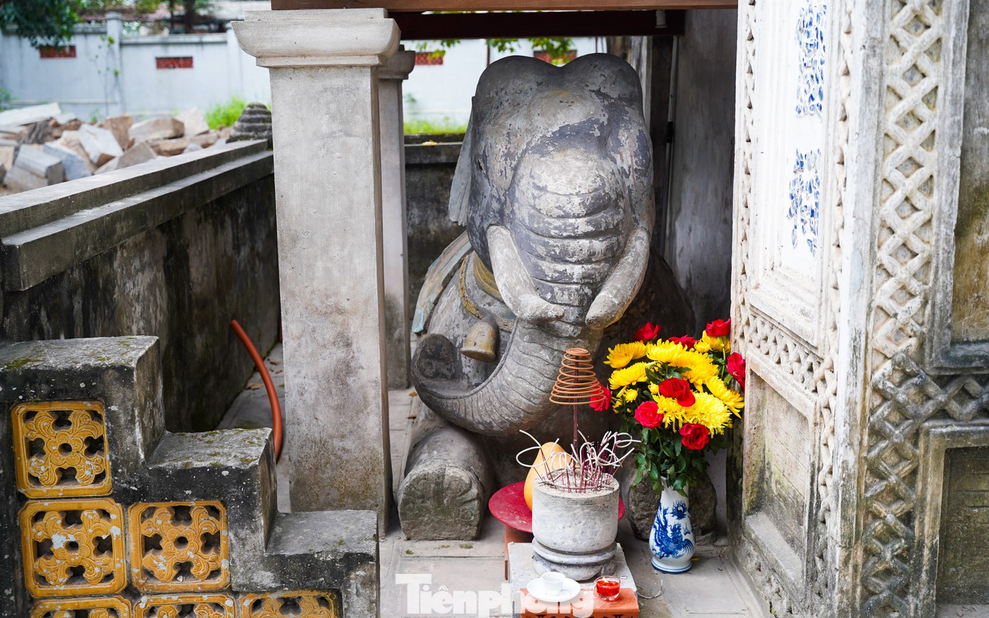 Ngôi đền cổ giữa lòng Hà Nội thành điểm check-in amp;#34;bí mậtamp;#34; của giới trẻ - 3