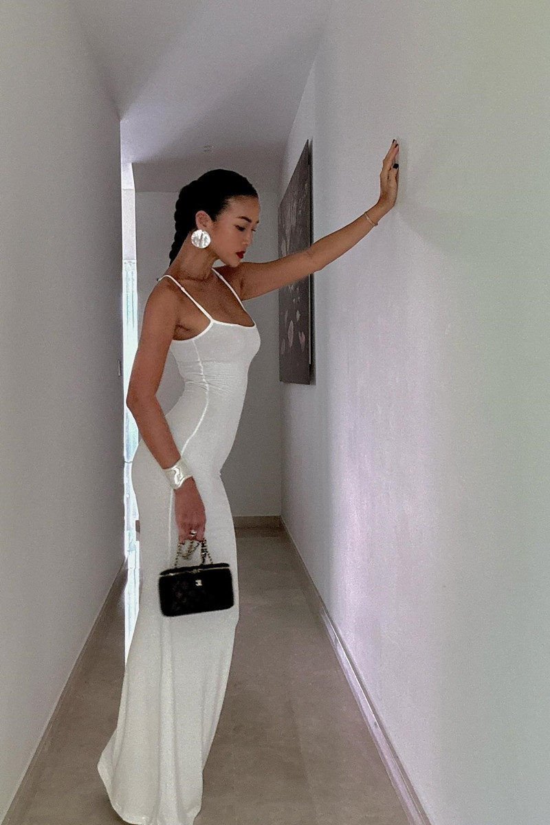 amp;#34;Gái nhảyamp;#34; Bằng Lăng: Ở biệt thự 5.000m2, hết lòng phụng sự chồng Tây và các con - 3