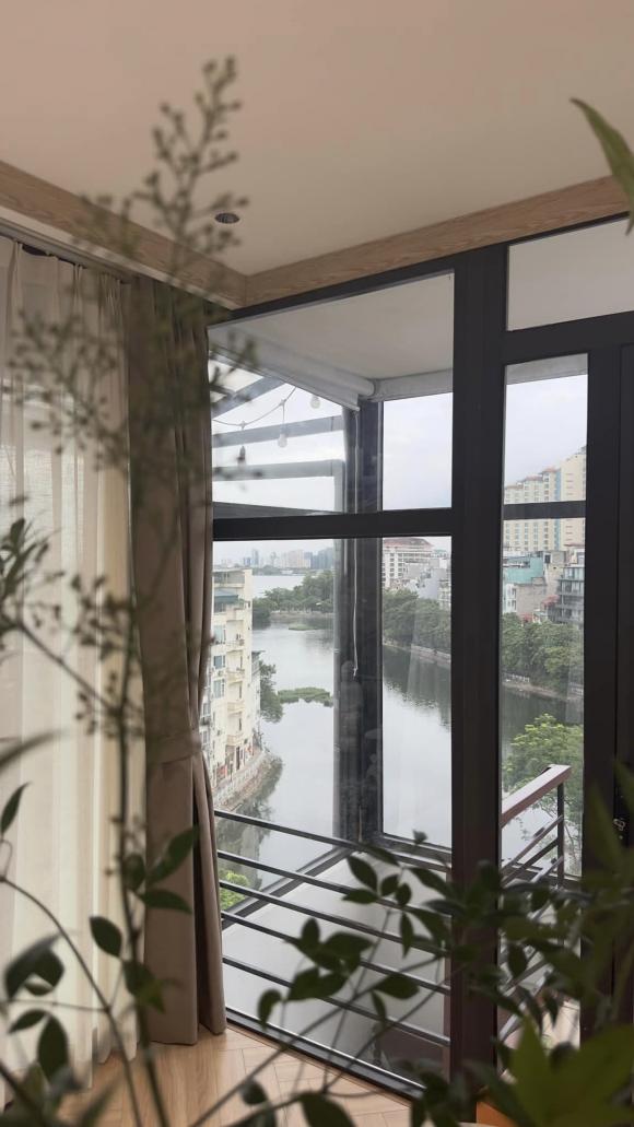 Một góc thư giãn nhìn ra sông thật đẹp.