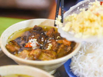 Trải nghiệm ẩm thực Hà Nội trong ngõ nhỏ bí ẩn kỳ nghỉ tết Dương lịch