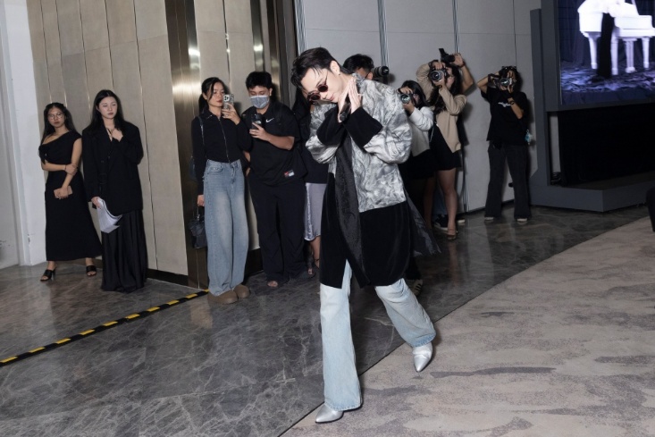 SOOBIN tại buổi họp báo ra mắt MV Mục hạ vô nhân ở TP.HCM.