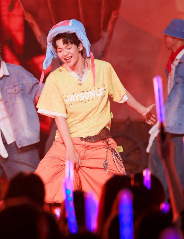 Jaysonlei sở hữu lượng fan tăng mạnh qua mỗi tập phát sóng.